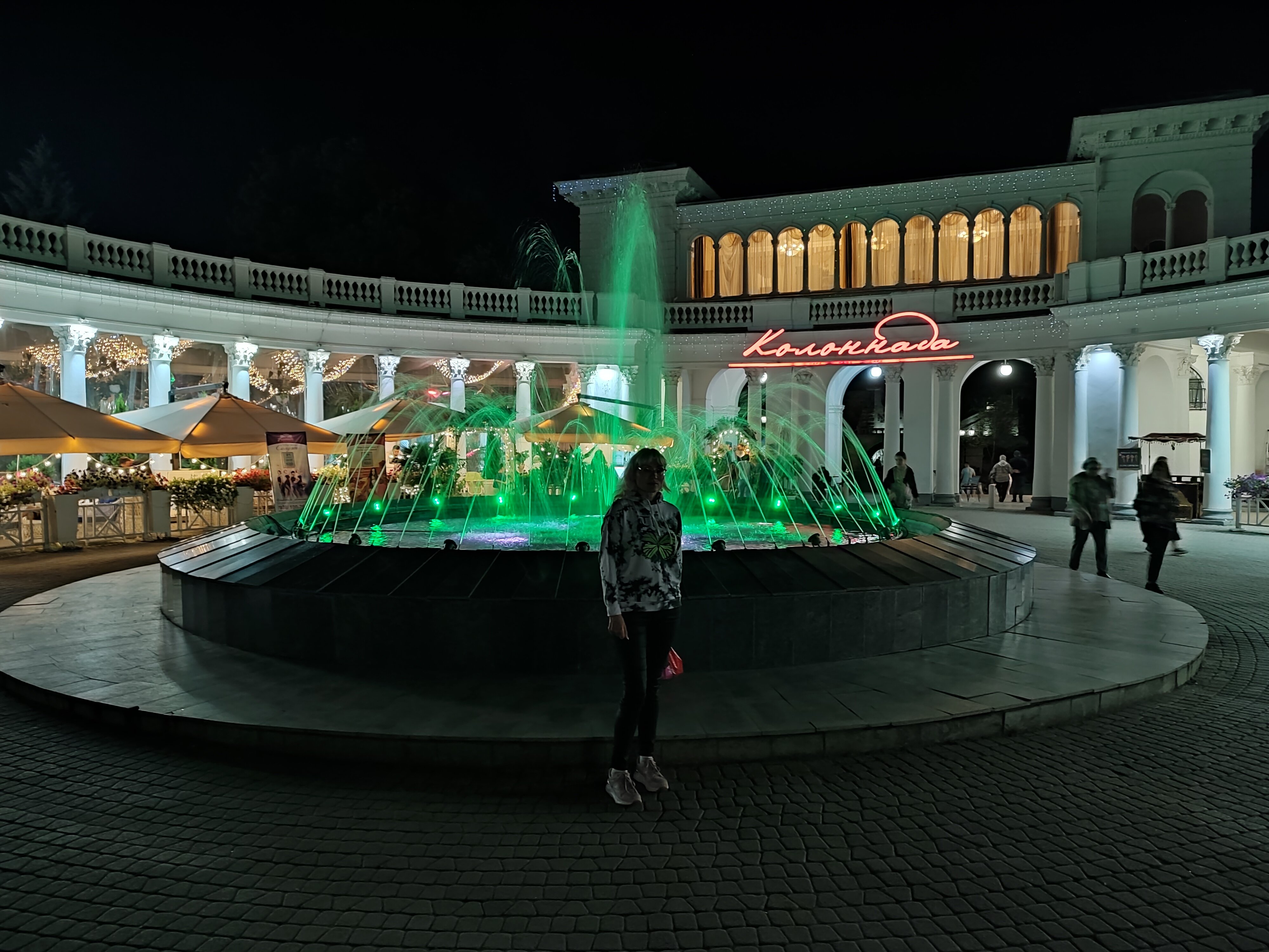 Магнит курортный бул 13а фото Panorama: Sosedi, restaurant, Кисловодск, Курортный бульвар, 13Б - Yandex Maps