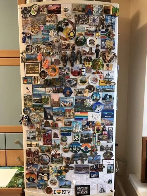 Магнит на холодильник со своим фото Why not put magnets on the refrigerator? Decorative magnets will tell you all ab