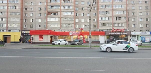 Магнит октябрьский просп 23 фото On October Avenue, 89 instead of "SberBank" and "pharmacy from the warehouse" op