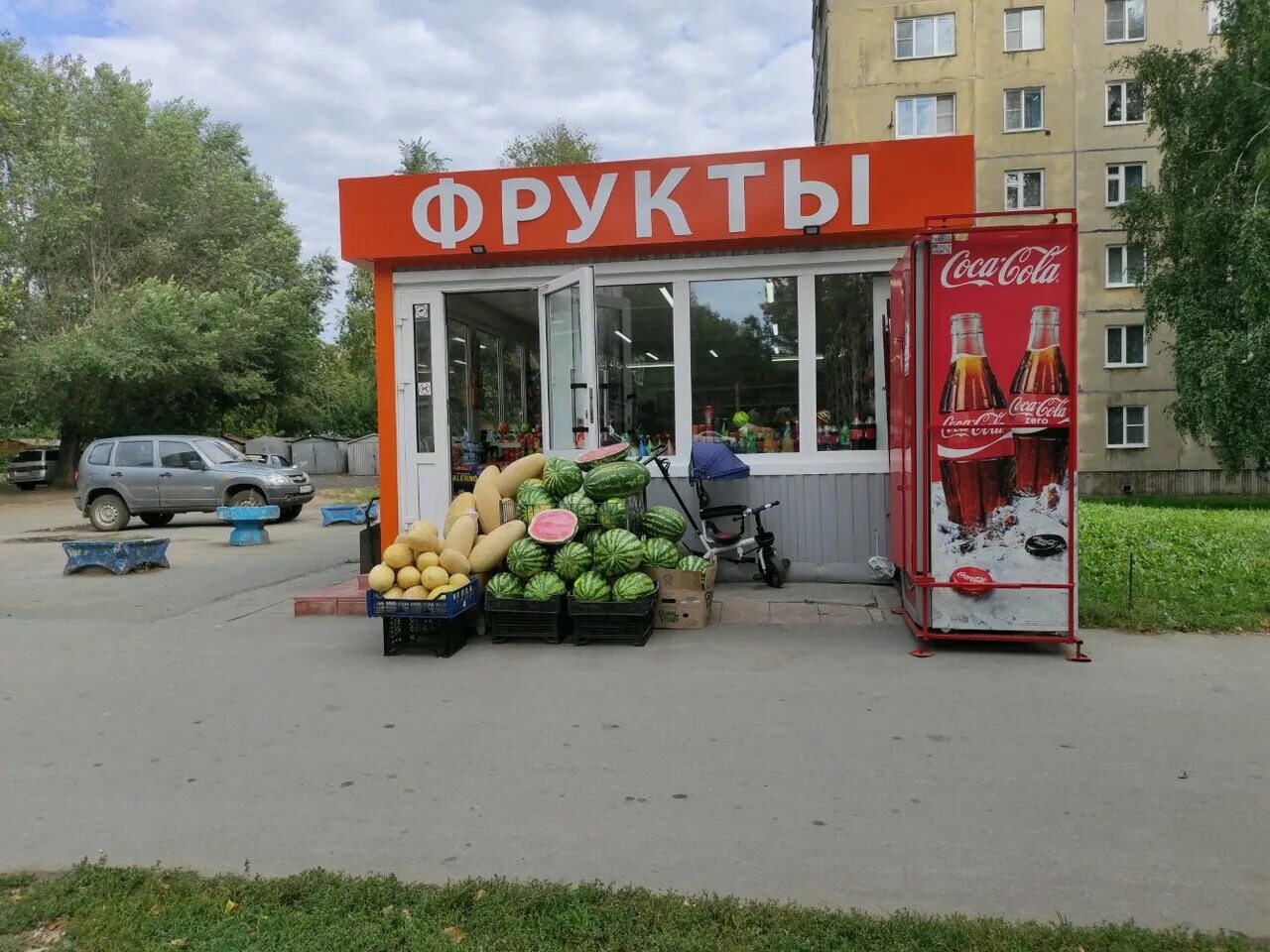 Магнит ул шукшина 28а микрорайон докучаево фото Zhuk, greengrocery, Barnaul, Dokuchaevo Microdistrict, Shukshina Street, 5Б - Ya