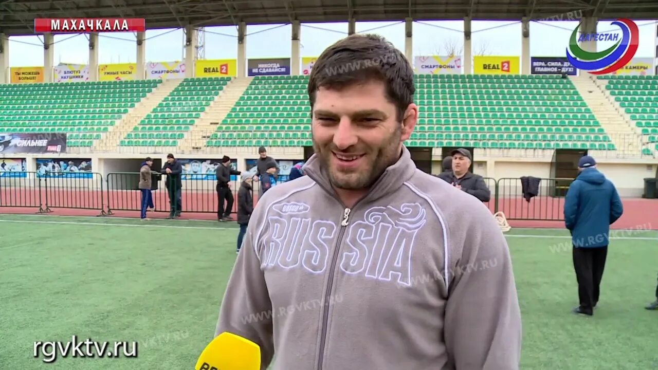 Магомед ибрагимов певец фото Призер Олимпийских игр Магомед Ибрагимов провел зарядку с махачкалинцами - YouTu