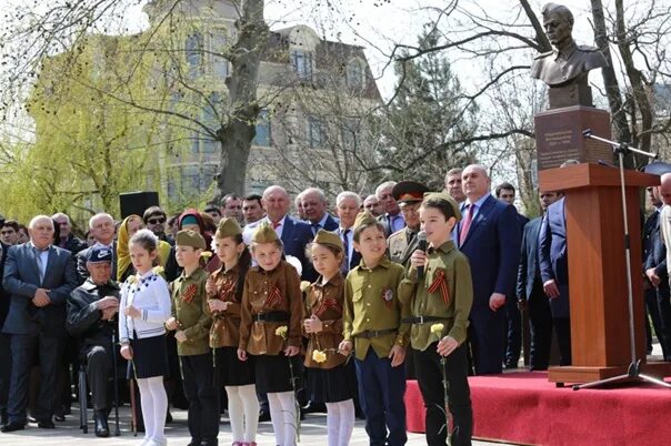 Магомедзагид абдулманапов герой советского союза фото Магомед загид абдулманапов презентация