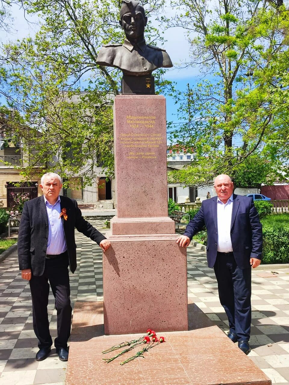 Магомедзагид абдулманапов герой советского союза фото Подвиг,твой бессмертен! - Администрация Ахвахского района