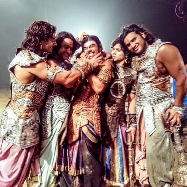 Махабхарата артисты фото Mahabharat Behind the scenes Indian actress images, Celebrities, Designer bridal