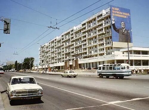 Махачкала 1990 год фото Ответы Mail.ru: Помогите опознать район и место Кишинёва времён 70-х - 80-х годо