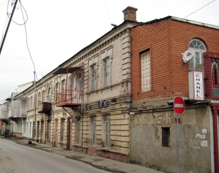 Махачкала дом корабль фото Дом-корабль