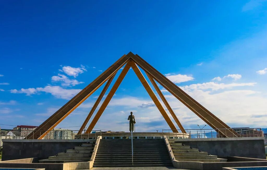 Махачкала фото памятники Как провести выходные в Махачкале - Блог OneTwoTrip