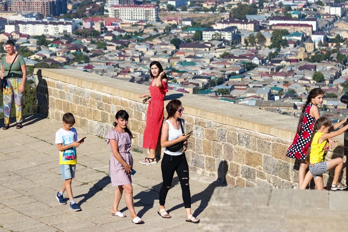 Махачкала фото туристов Правила одежды для туристов в Дагестане Go Travel