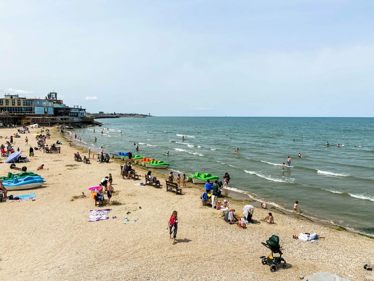 Махачкала море фото пляжей Пляж в Дагестане на Каспийском море. Ничуть не хуже, чем на Черном. И девушки в 
