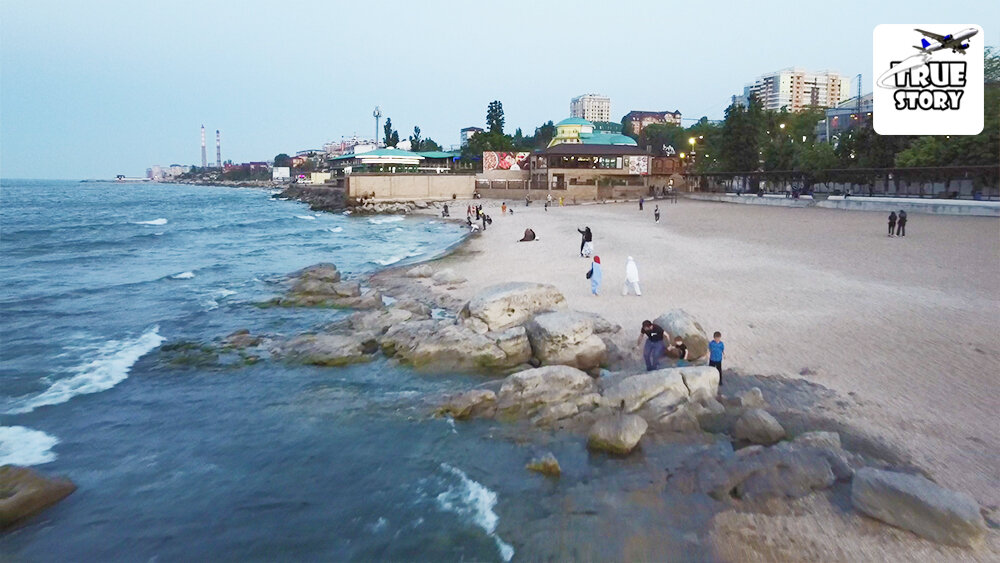 Махачкала пляж прибой фото Махачкала - Город на море. Почему не стал курортом? TrueStory Travel Дзен
