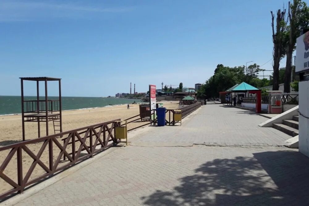 Махачкала пляж прибой фото На пляжах Махачкалы введен запрет на купание Молодежь Дагестана