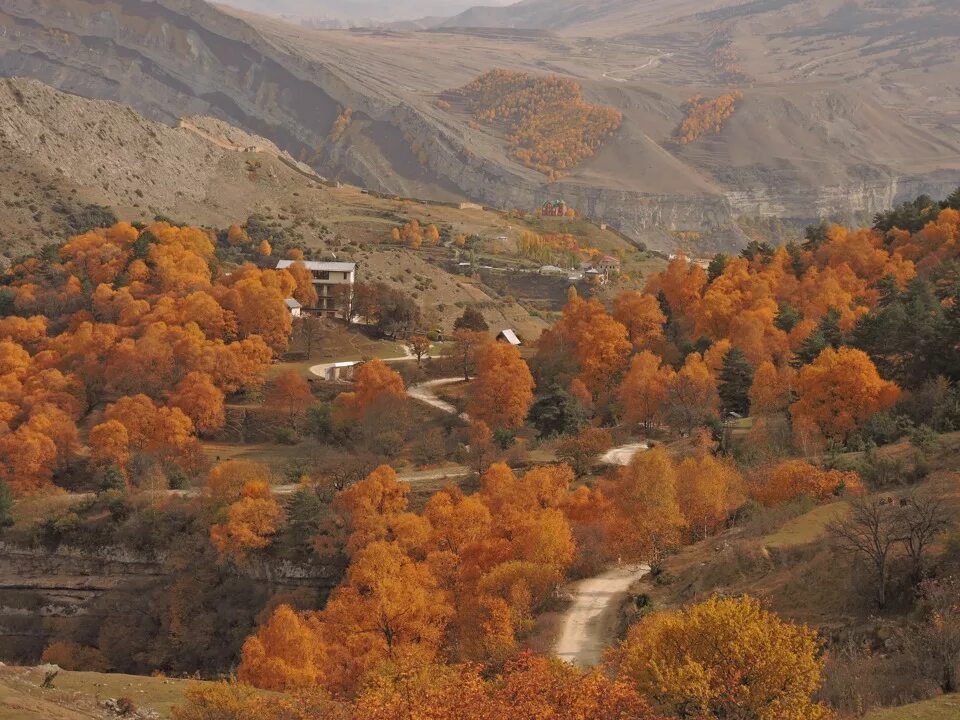Махачкала в октябре фото Осень в горах Гуниба - DRIVE2