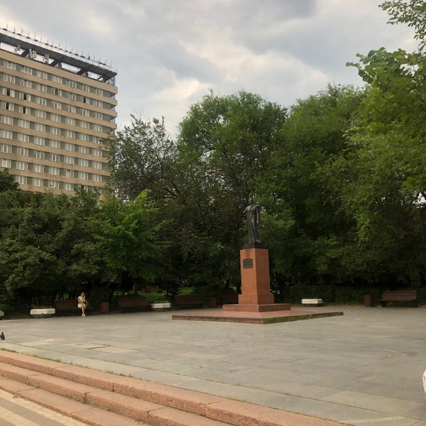 Махатма ганди москва ломоносовский проспект дублер фото Площадь Индиры Ганди - Plaza in Москва
