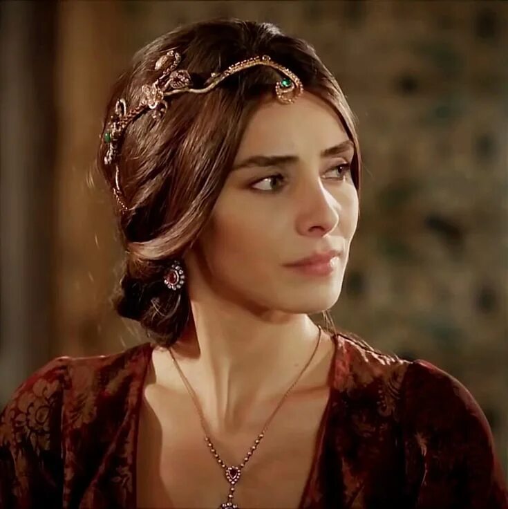 Махидевран актриса великолепный век фото Pin by Ксения Потынга on Великолепный век Turkish beauty, Beautiful costumes, Be