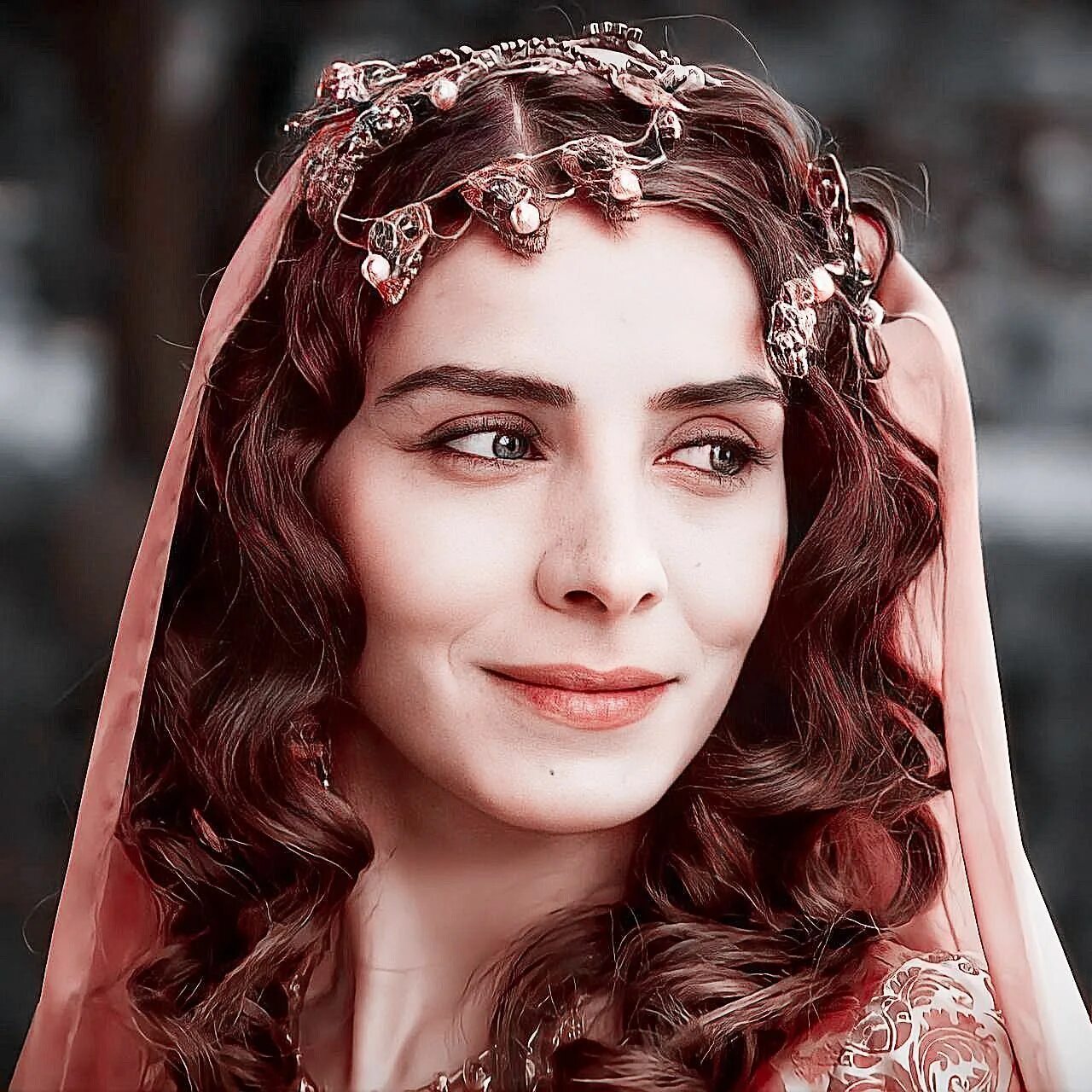 Махидевран в истории фото Pin on Magnificent Century Women, Magnificent, Fashion