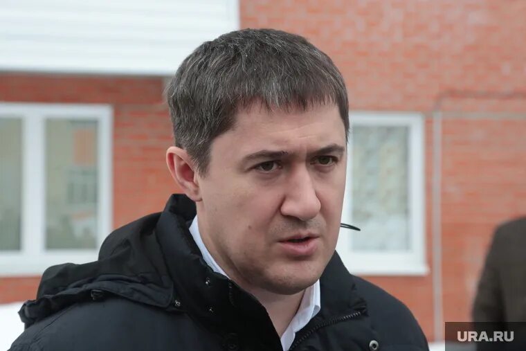 Махонин дмитрий фото Пермский губернатор дал совет чиновникам, которые собрались за границу - URA.RU
