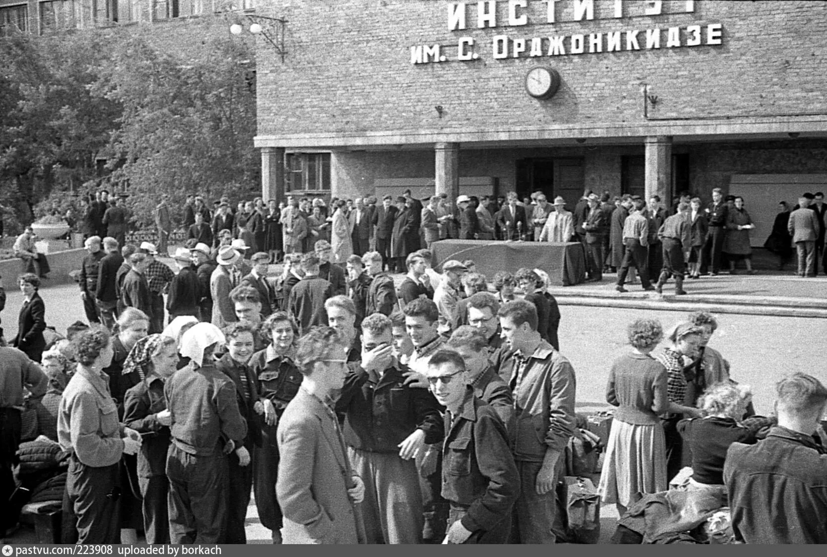 Маи старые фото Едем мы, друзья, в дальние края - Retro photos