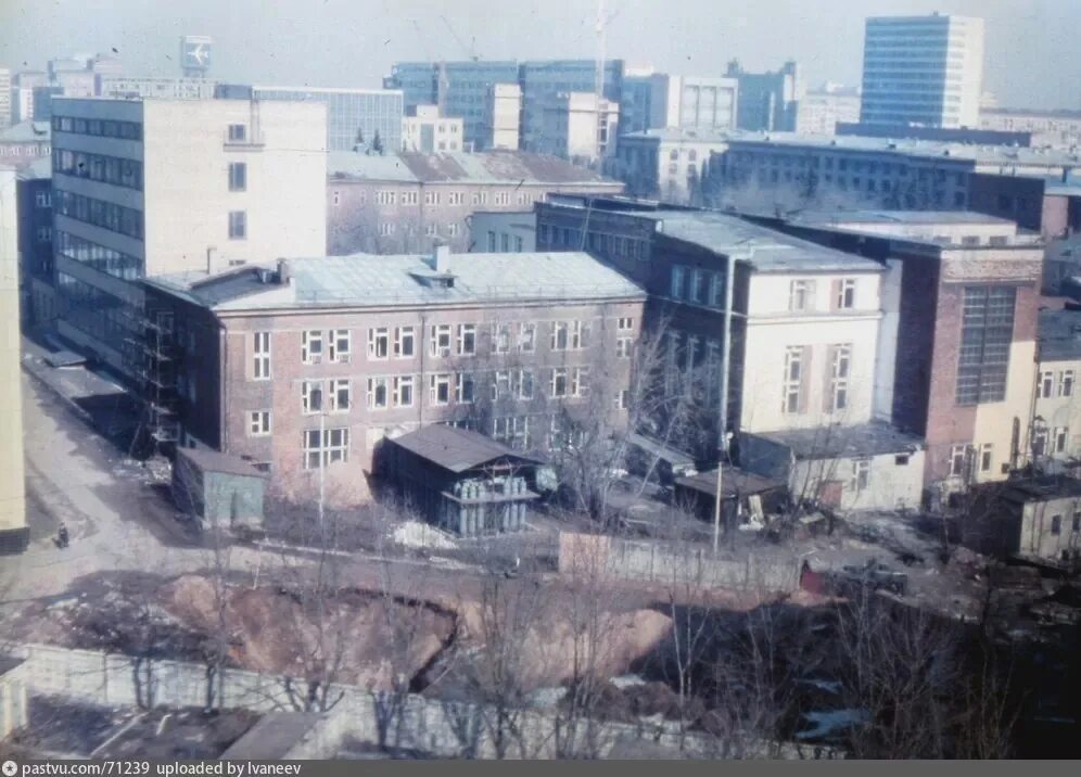 Маи здание фото Ретро-кадр МАИ. Угадайте, в каком году сделан кадр. 2023 Сокол САО Москва ВКонта