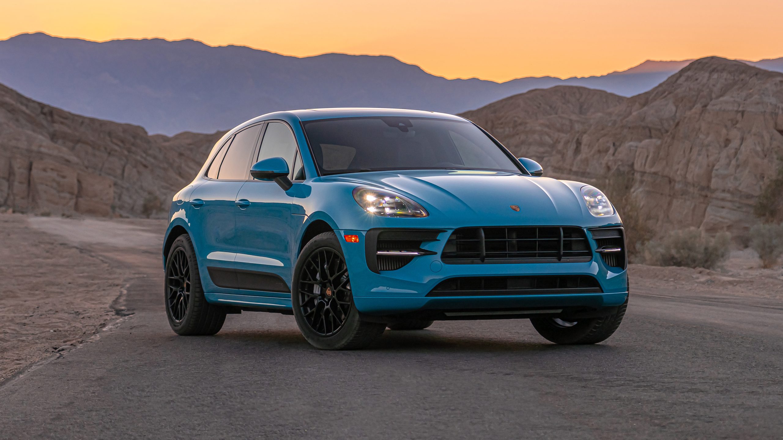 Макан фото на обои Porsche Macan 95B.2 - The Story