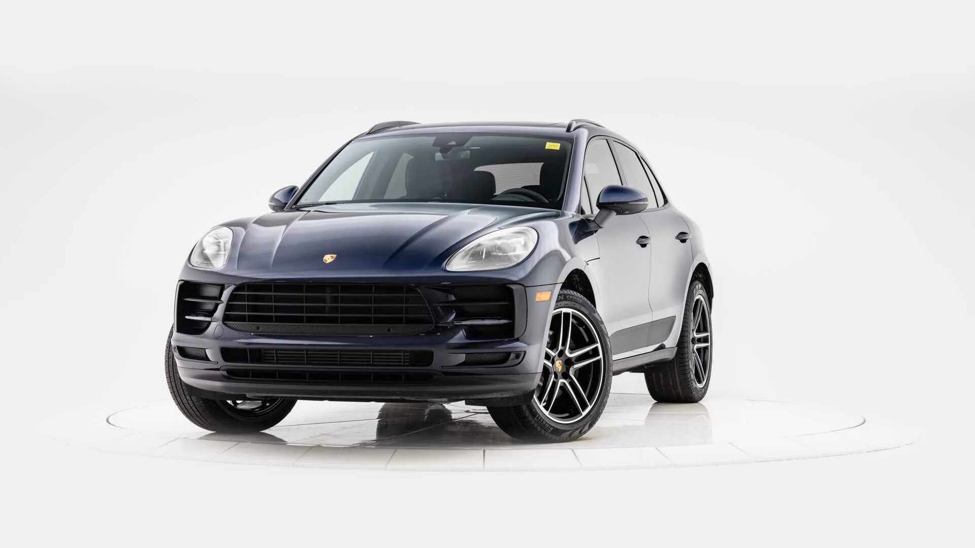 Макан фото в полный рост Картинки ВКЛЮЧИ MACAN S