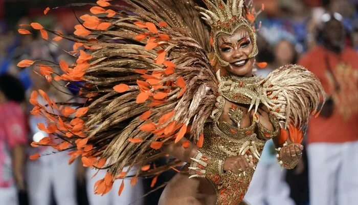Макан и карнавал фото Vibrant and fierce Carnival of Brazil 2020 South China Morning Post