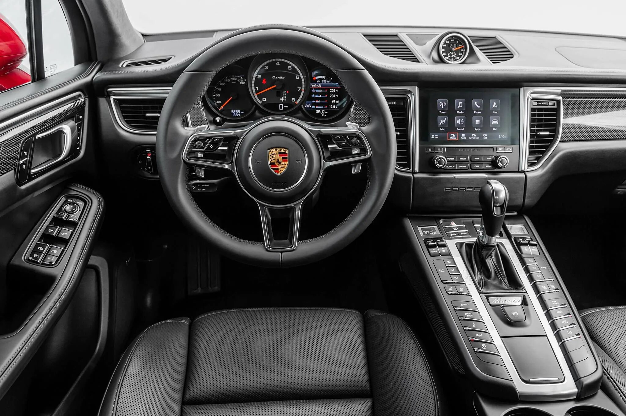 Макан салон фото Galerie: Automobilový všeuměl aneb do sněhu i na okruh stylově Ptejte se Vojty P