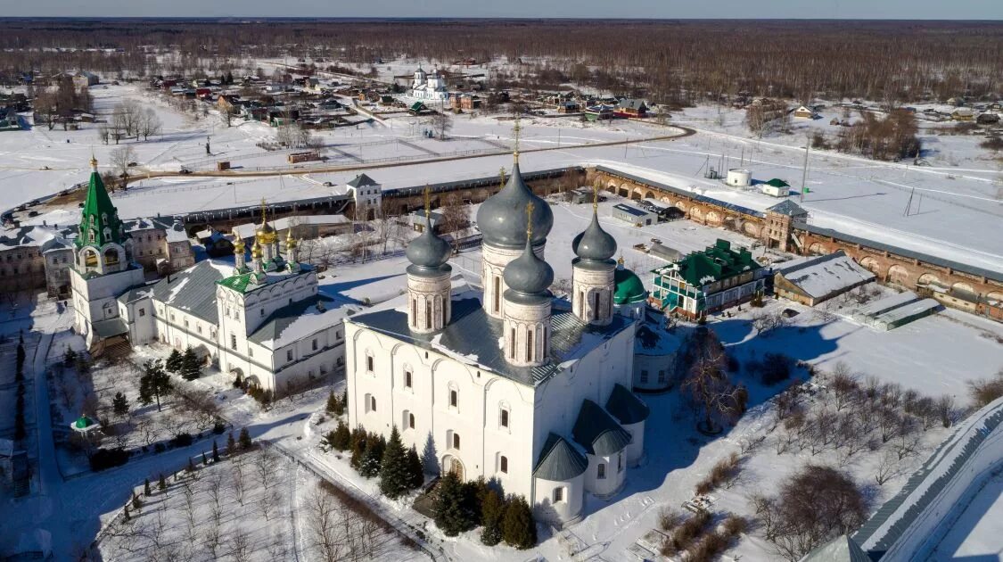Макарьев монастырь фото Троицкий Макариев Желтоводский монастырь. Собор Троицы Живоначальной, Макарьево 