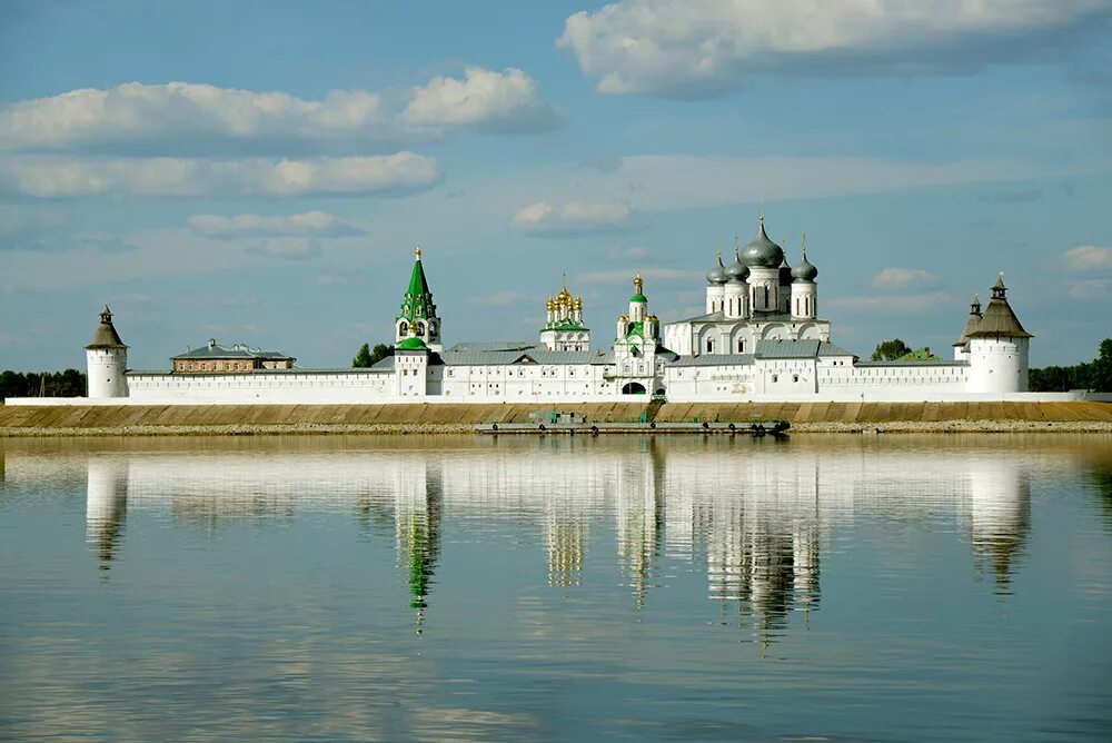 Макарьевская макарьевская ул 4 село макарье фото Лысковская епархия " Свято-Троицкий Макарьевский Желтоводский женский монастырь.