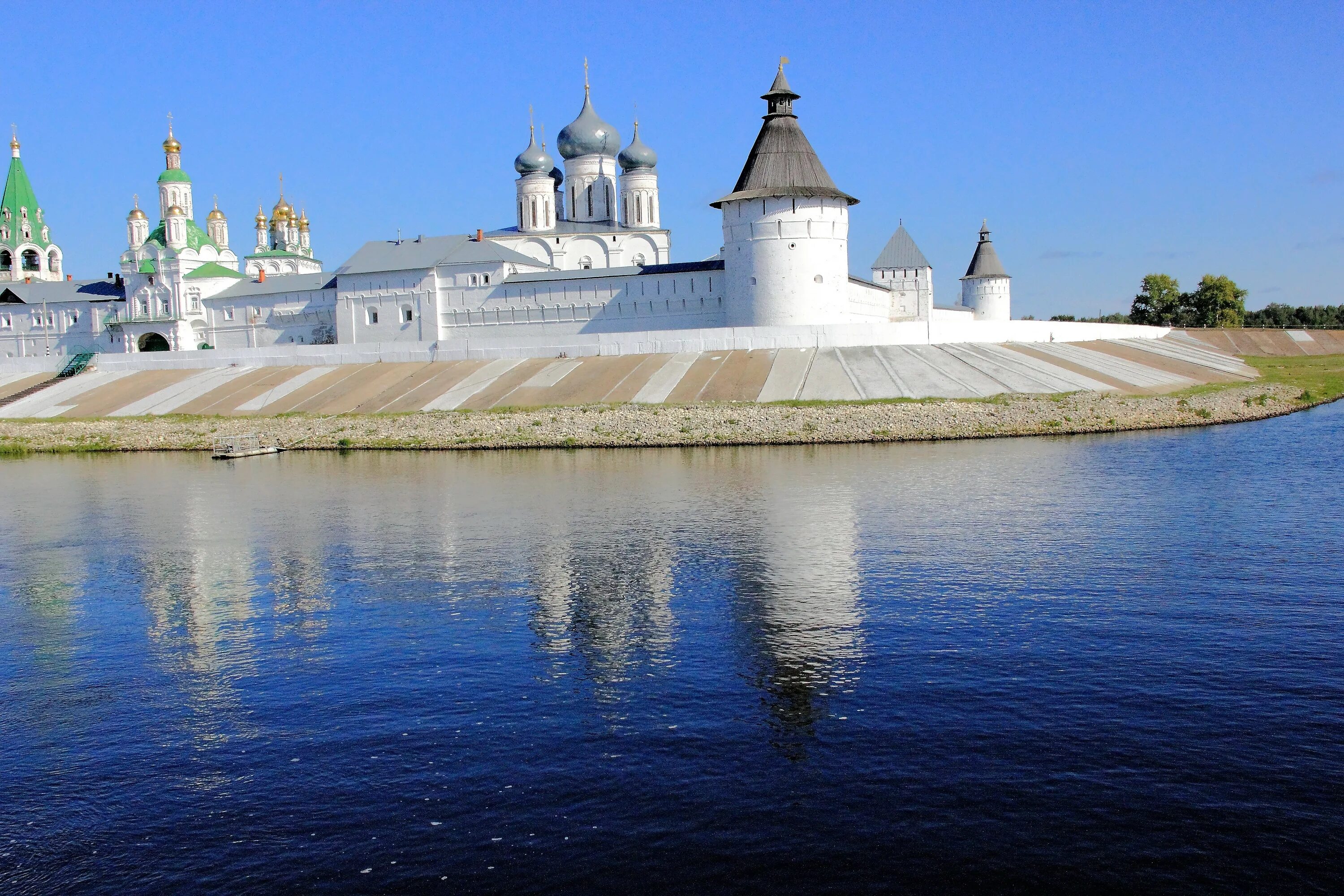Макарьевский монастырь нижегородская область фото ночью Фото: Свято-Троицкий Макарьевский Желтоводский женский монастырь, монастырь, Наб
