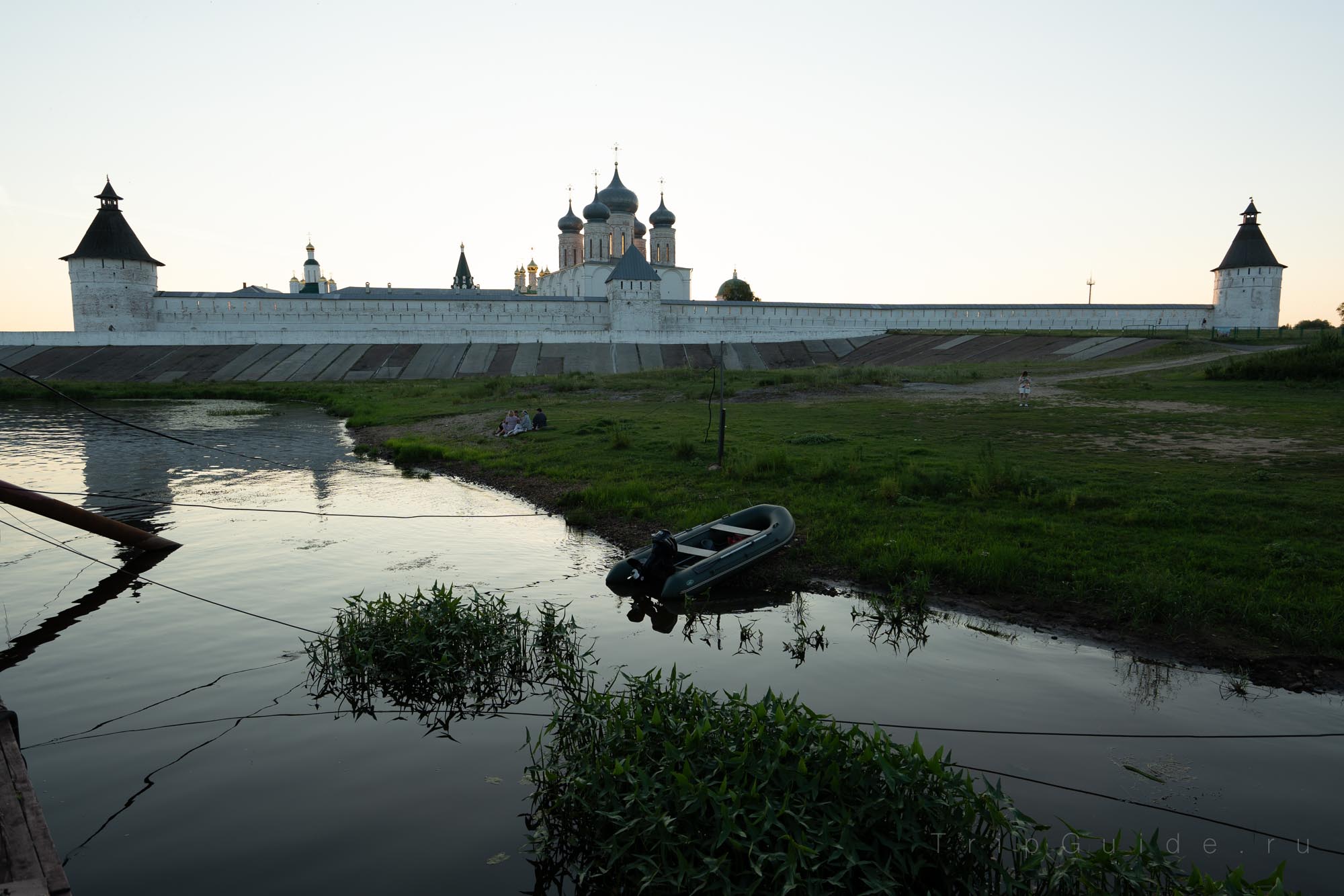 Макарьевский монастырь нижегородская область фото ночью Макарьевский монастырь на Волге: 50 фото и карта, как добраться и история обител