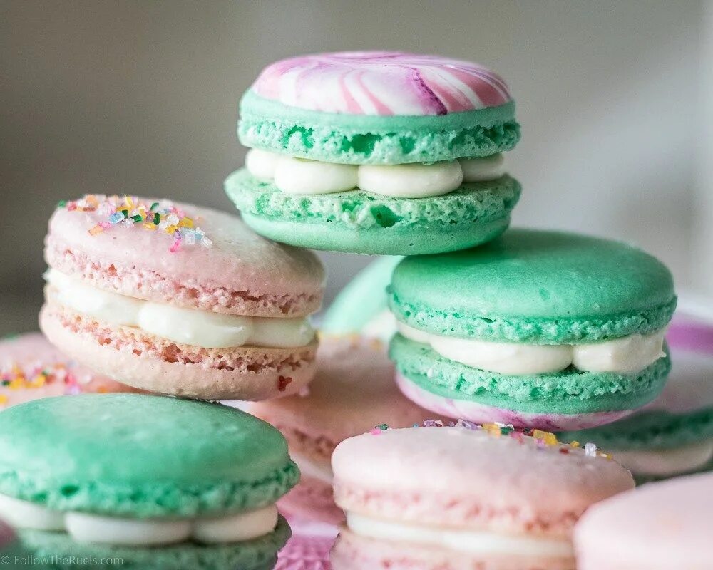 Макарон в домашних условиях рецепт с фото Ladurée Macaron Recipe Macaron recipe, Macarons, Almond recipes