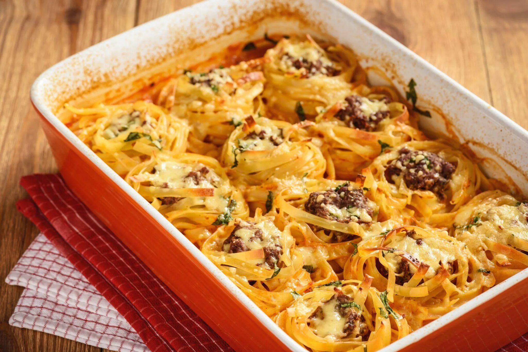 Макаронные гнезда с фаршем фото Ricetta Nidi di Tagliatelle al Forno - Il Club delle Ricette Recipe Pasta recipe