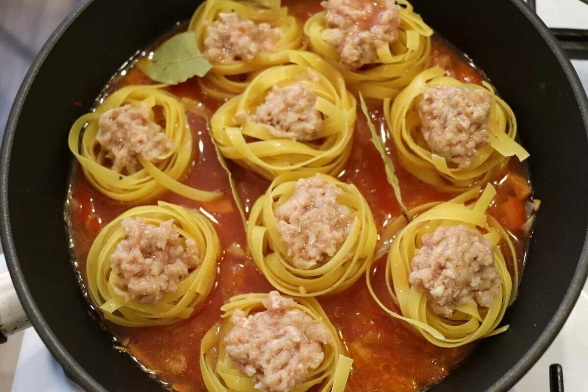 Макаронные гнезда с фаршем фото Готовим с фарша рецепты с фото - найдено 81 картинок