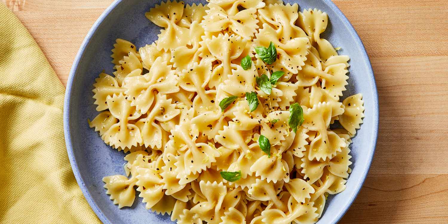 Макароны бабочки фото Lemon Butter Herb Pasta Recipe