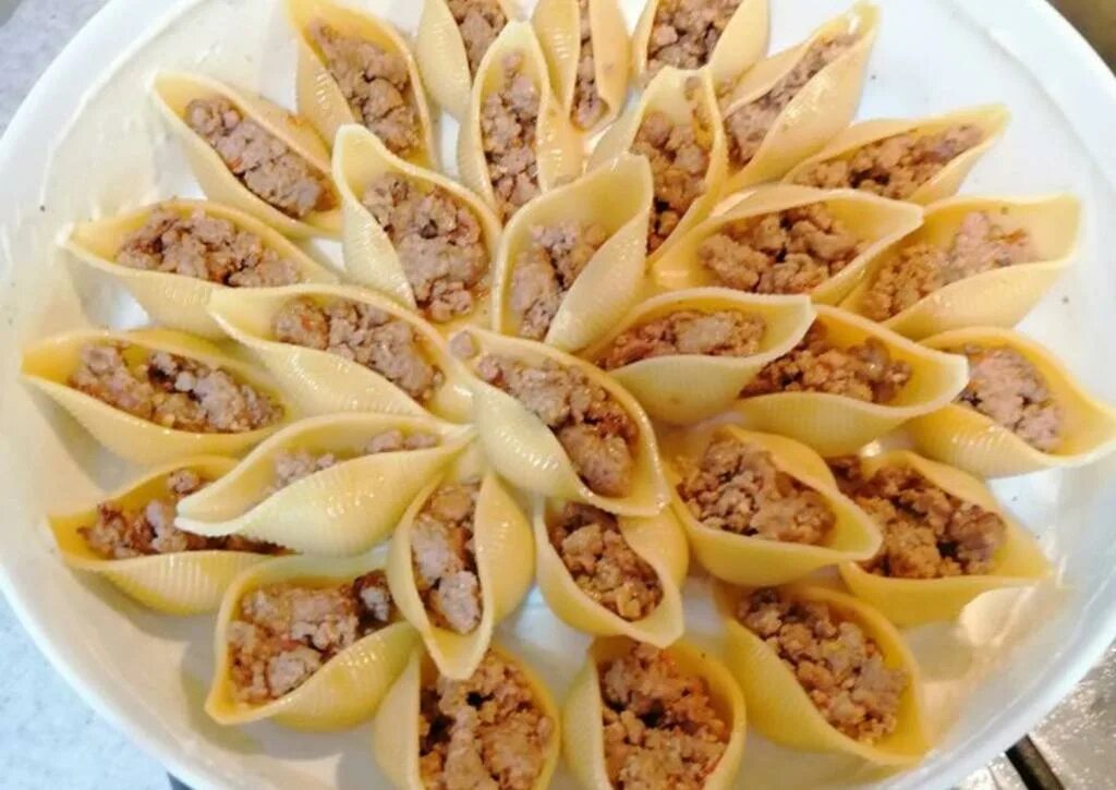 Макароны фаршированные фаршем фото рецепт Как приготовить макароны, начиненные фаршем? Рецепт и кулинарные секреты