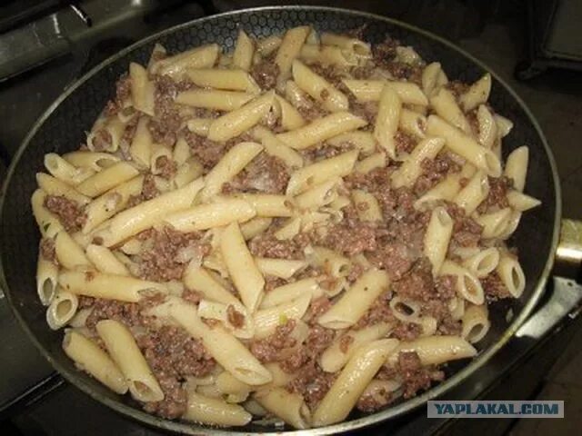Макароны по флотски в кастрюле фото Паста с водкой (опять итальянская вечнозеленая кухня) - ЯПлакалъ