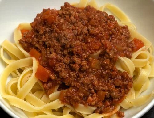 Макароны с болоньезе фарш фото рецепт Rick Stein’s Venetian Ragú Bolognese Ragu bolognese, Rick stein, Bolognese