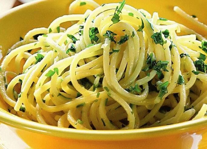 Макароны с чесноком рецепт с фото Spaghetti with garlic - Detailed recipes with photos.