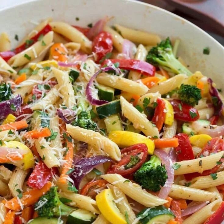 Макароны с овощами фото Sonja Bakker on Instagram: "Even inspiratie nodig voor vanavond? ✔ Pasta met hee