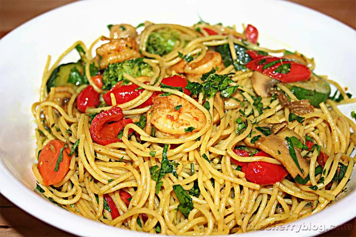Макароны с овощами фото Овощные спагетти: найдено 90 картинок