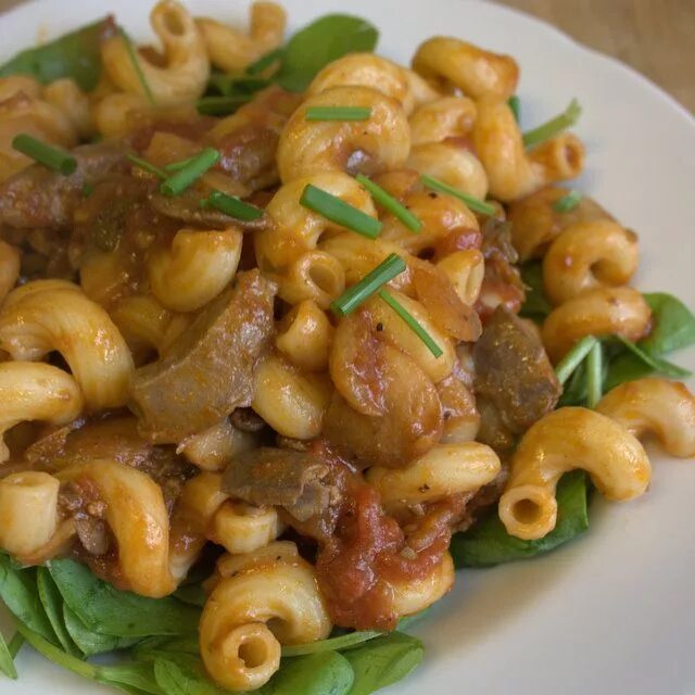 Макароны с печенью фото Pasta with Chicken Liver, Tomato & Mushroom Sauce Recipe Chicken livers, Pasta, 