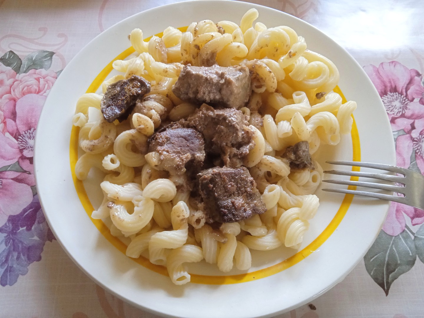 Макароны с печенью фото Куриная печень с макаронами рецепт с фото пошагово - 1000.menu