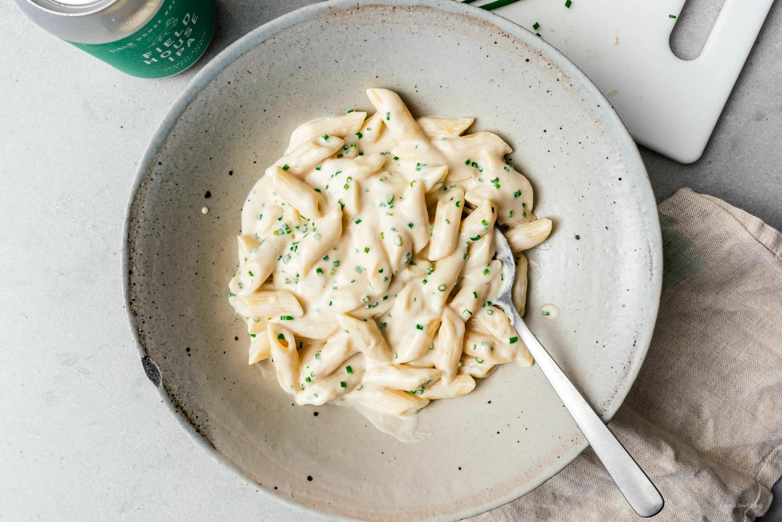 Макароны с соусом альфредо в школе фото Sour Cream and Onion Pasta (i am a food blog) in 2020 Onion pasta recipe, A food