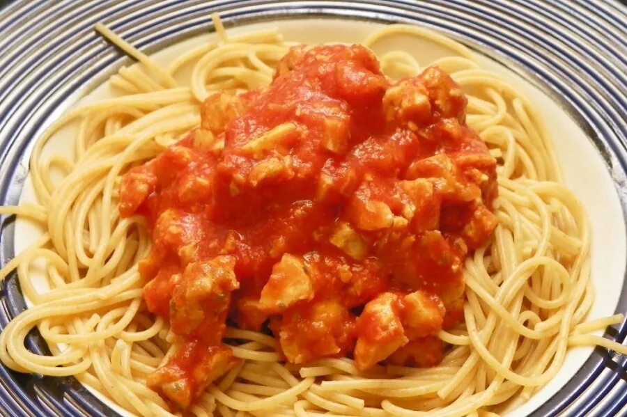 Макароны с соусом с фото Спагетти с курицей и перчиком чили - пошаговый рецепт с фото на Повар.ру