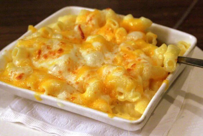 Макароны с сыром фото A Mac And Cheese Themed Restaurant In Florida, MAC'd OUT Is Comfort Food Heaven 