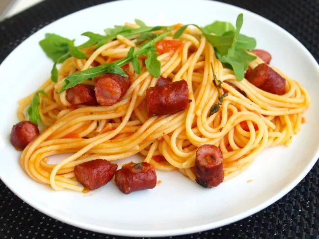 Макароны с сыром и колбасой фото Паста с охотничьими колбасками фото - Тоши Суши