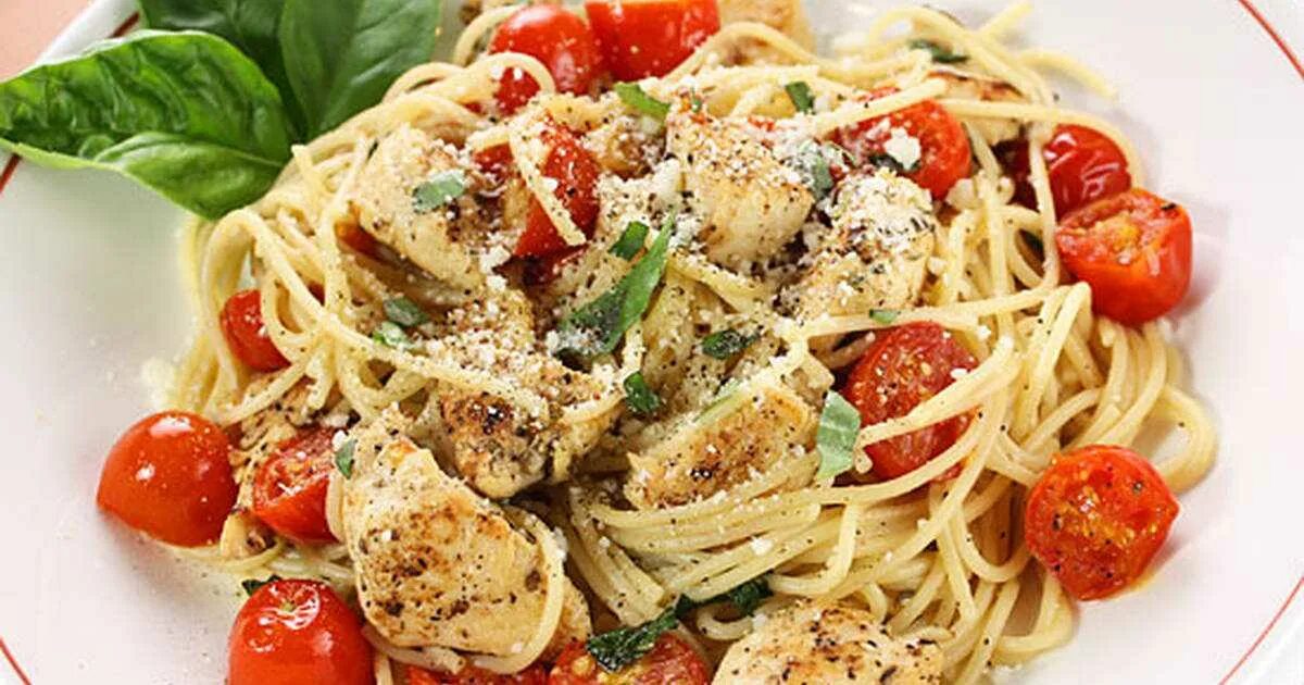 Макароны с сыром и помидорами фото Паста с помидорами и сливками CoffMachines.ru
