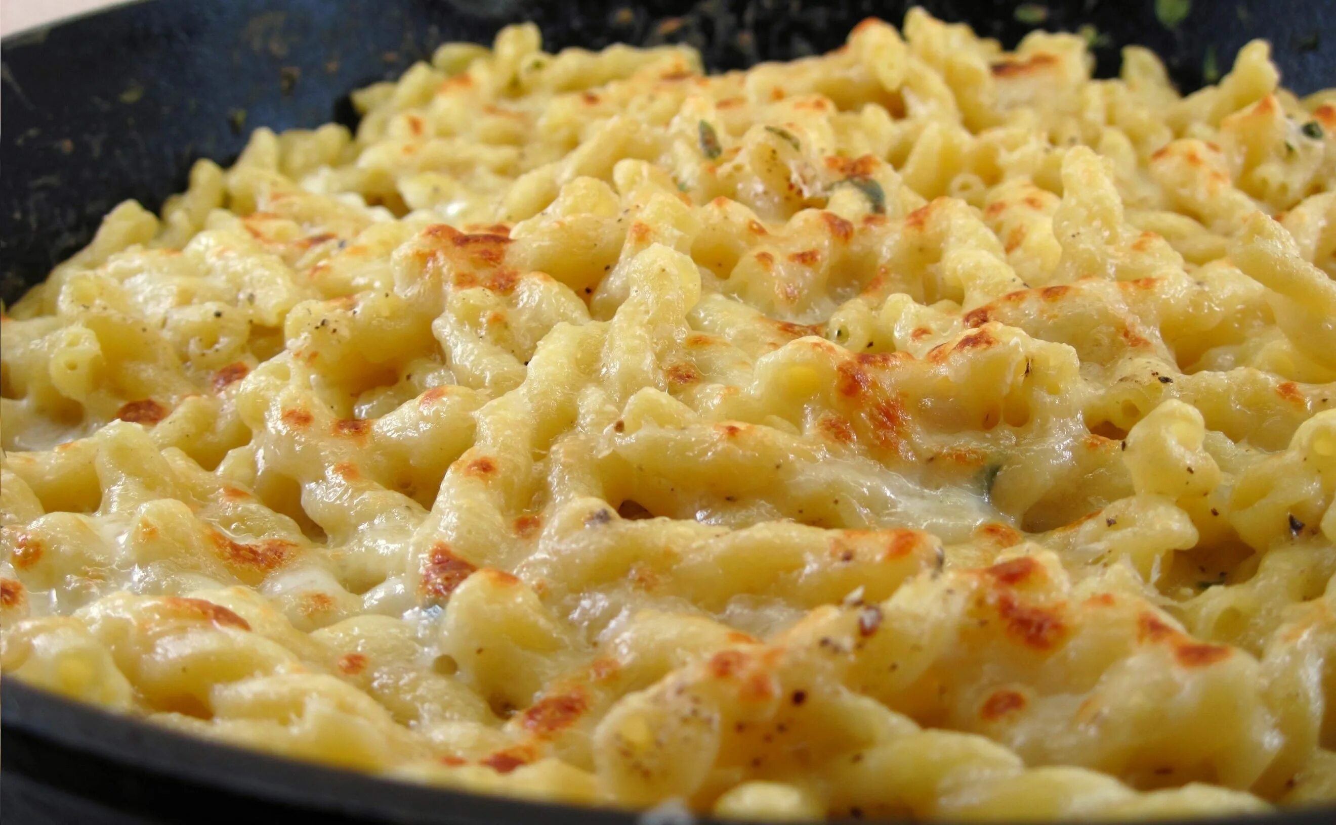 Макароны с сыром на сковороде фото Картинки МАКАРОНЫ С ФАРШЕМ СЫРОМ И СЛИВКАМИ