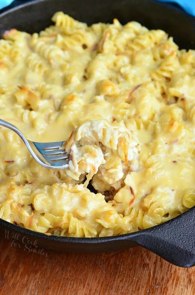 Макароны с сыром на сковороде фото CARAMELIZED ONION GOUDA MACARONI AND CHEESE Recipes, Food, Macaroni and cheese