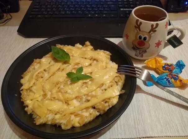 Макароны с сыром на сковороде фото Американские макароны с сыром 1) Сварить макароны до полуготовности в подсоленно